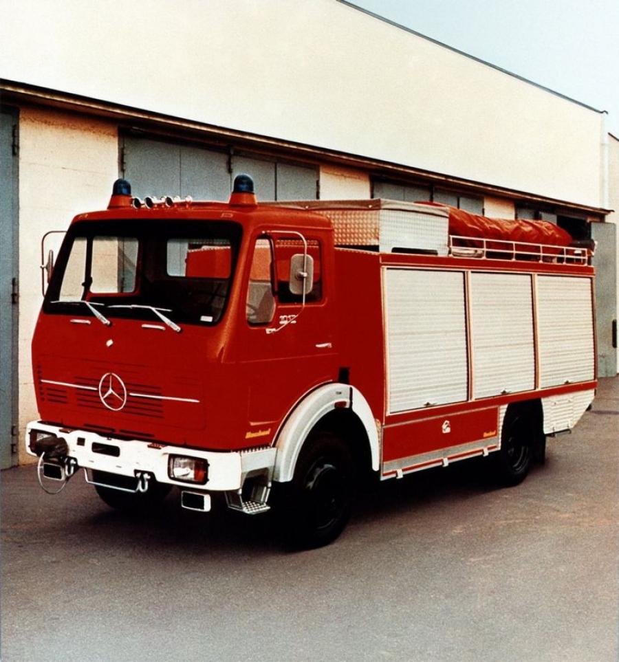  Mercedes-Benz 1017AF Bachert Rustwagen RW2 1977 года  (фото 1 из 1)
